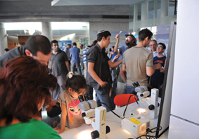 Under the microscope at researchers night